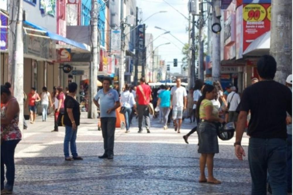 Veja o que abre e fecha neste feriado do dia 15 de agosto - Notícias -  Associação Comercial Industrial e de Serviços de Uberaba